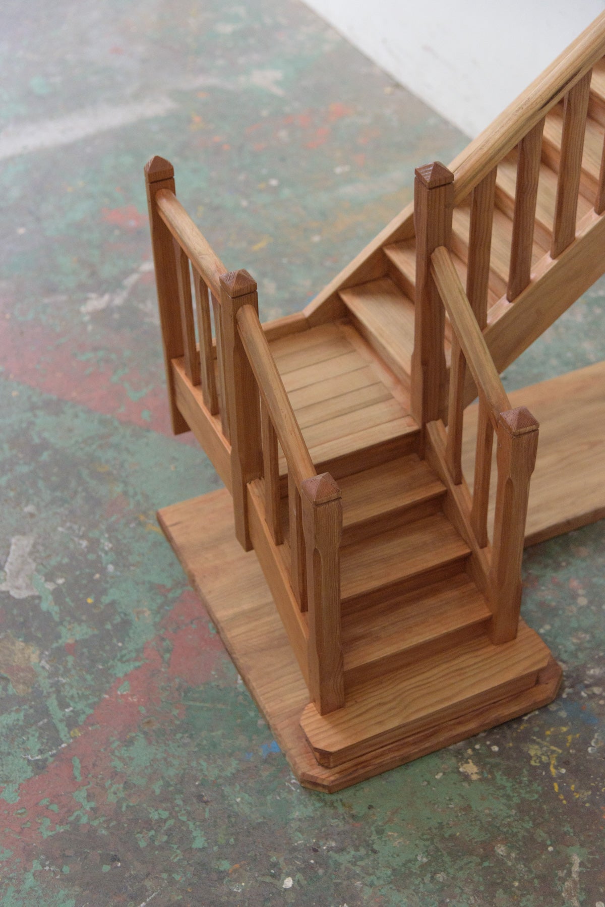 #9787 miniature staircase