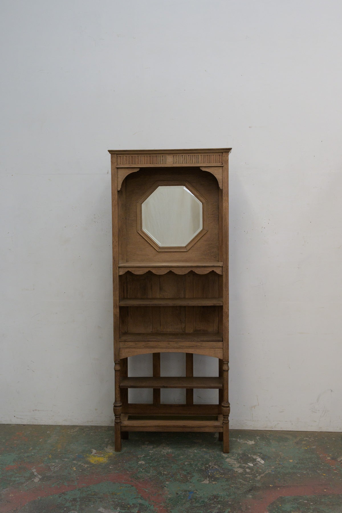 #0269 shelf