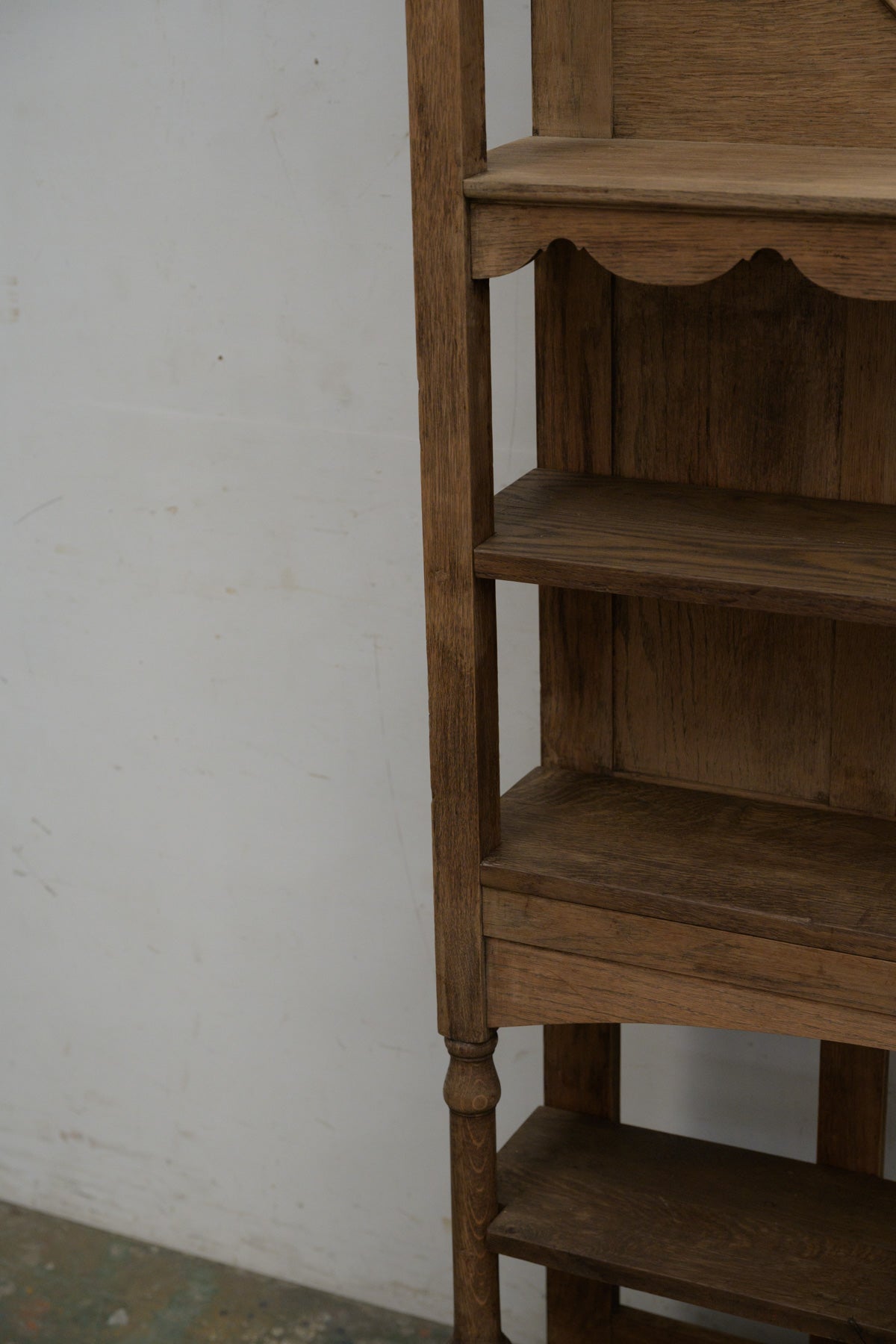 #0269 shelf
