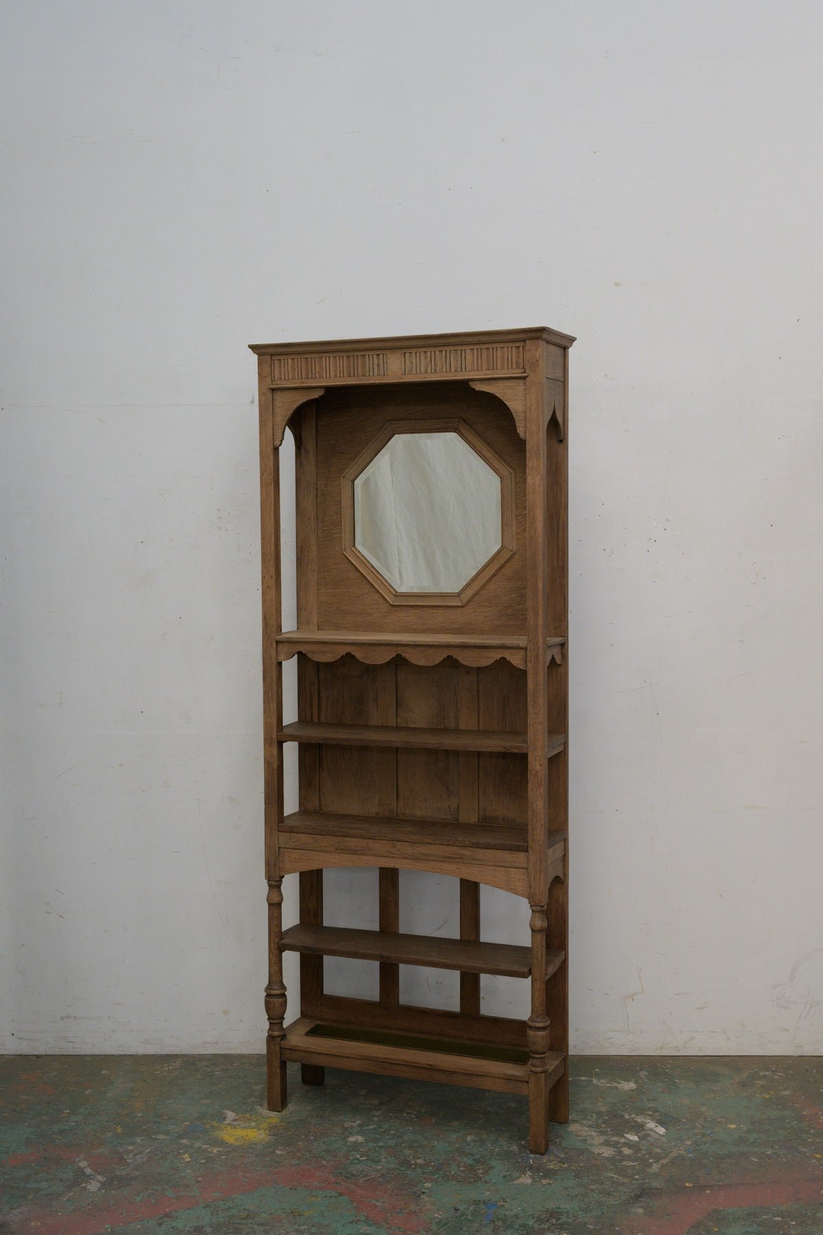 #0269 shelf