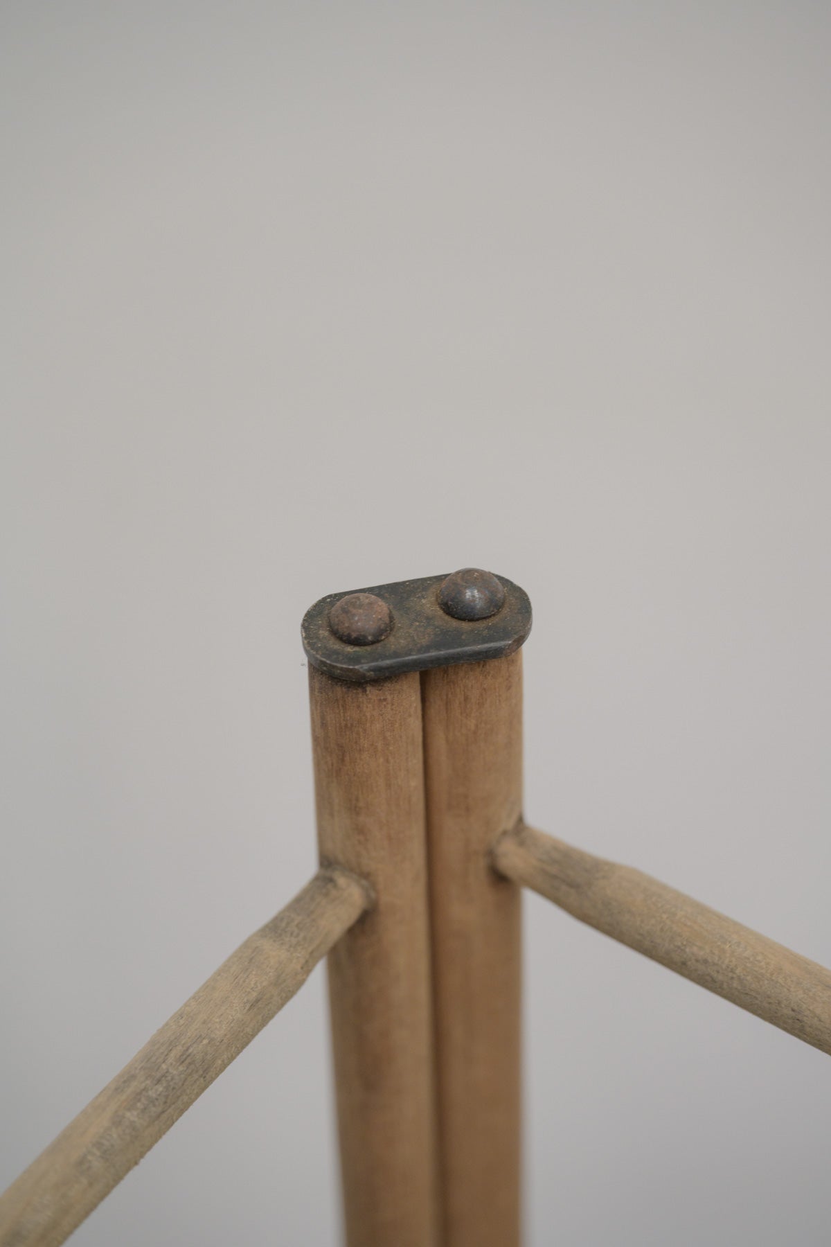#0747 folding track