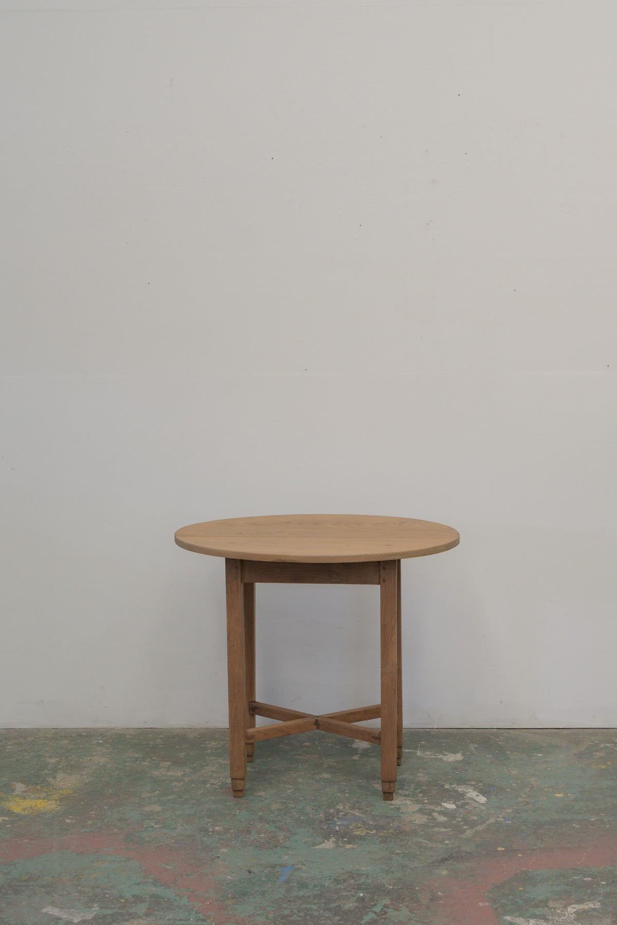 #0749 side table