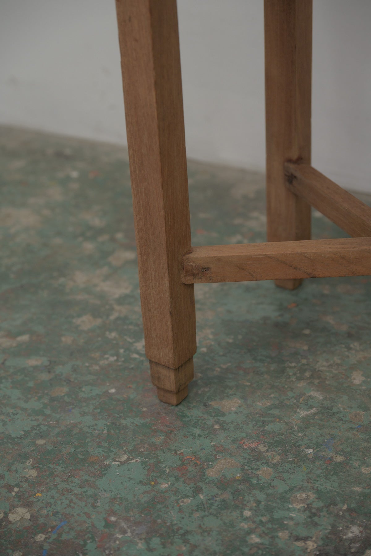 #0749 side table