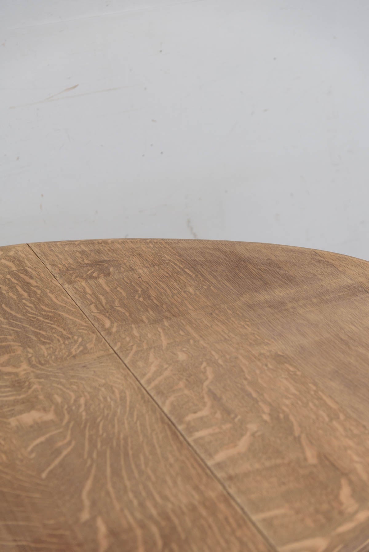 #9509 butterfly table