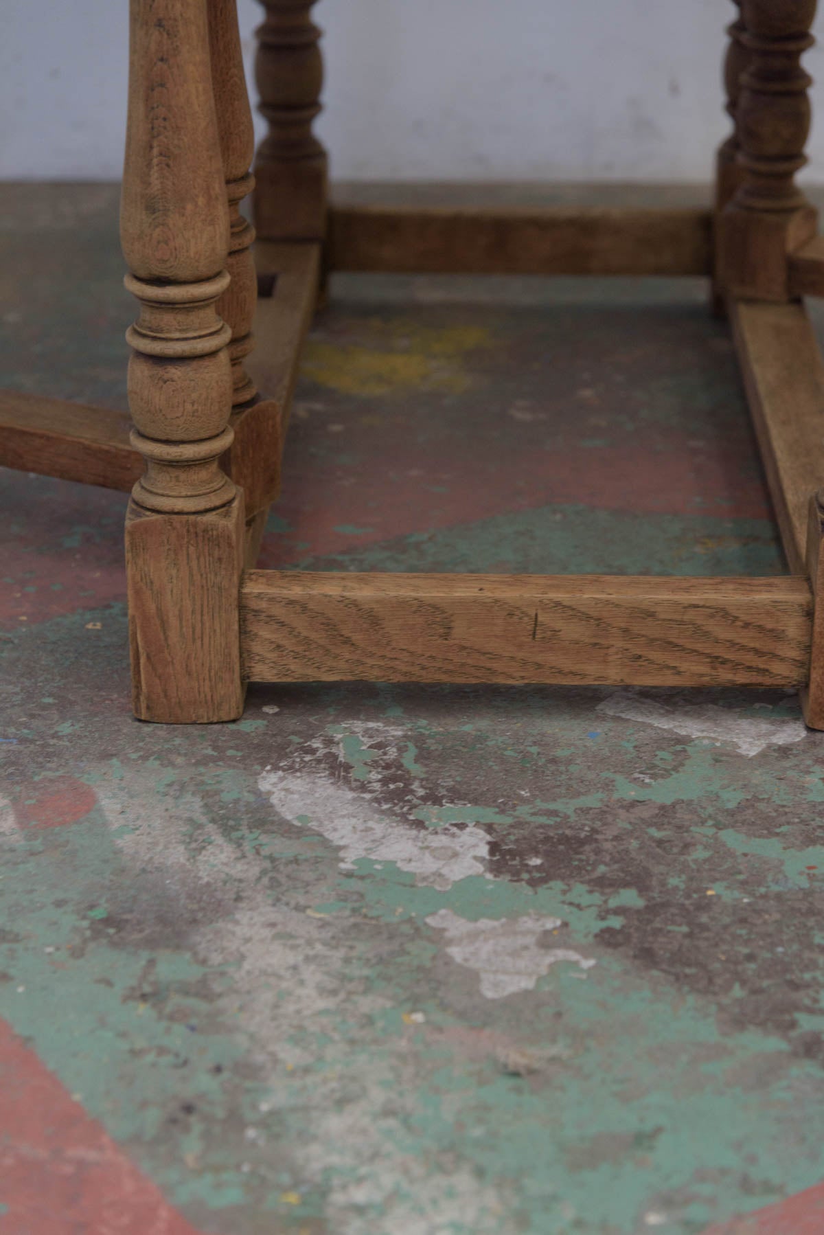 #9509 butterfly table