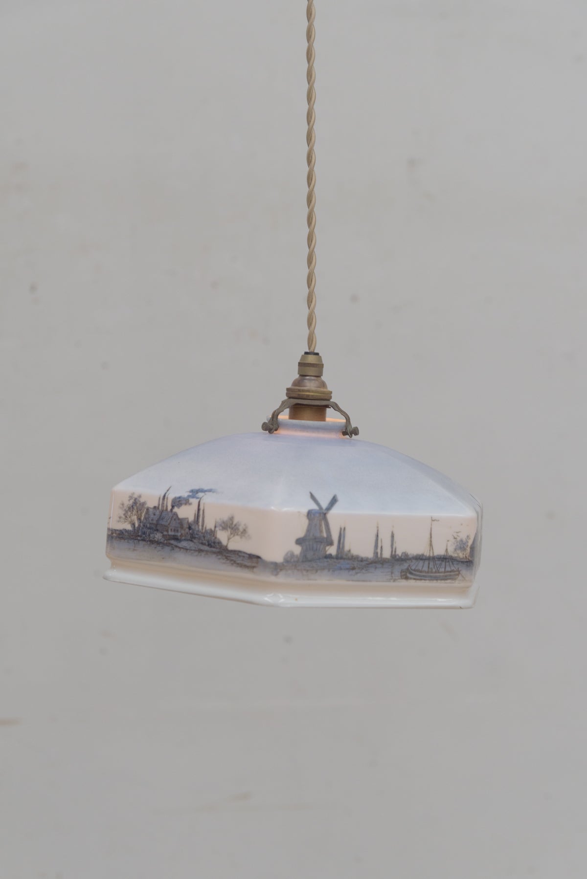 #9062 pendant lamp