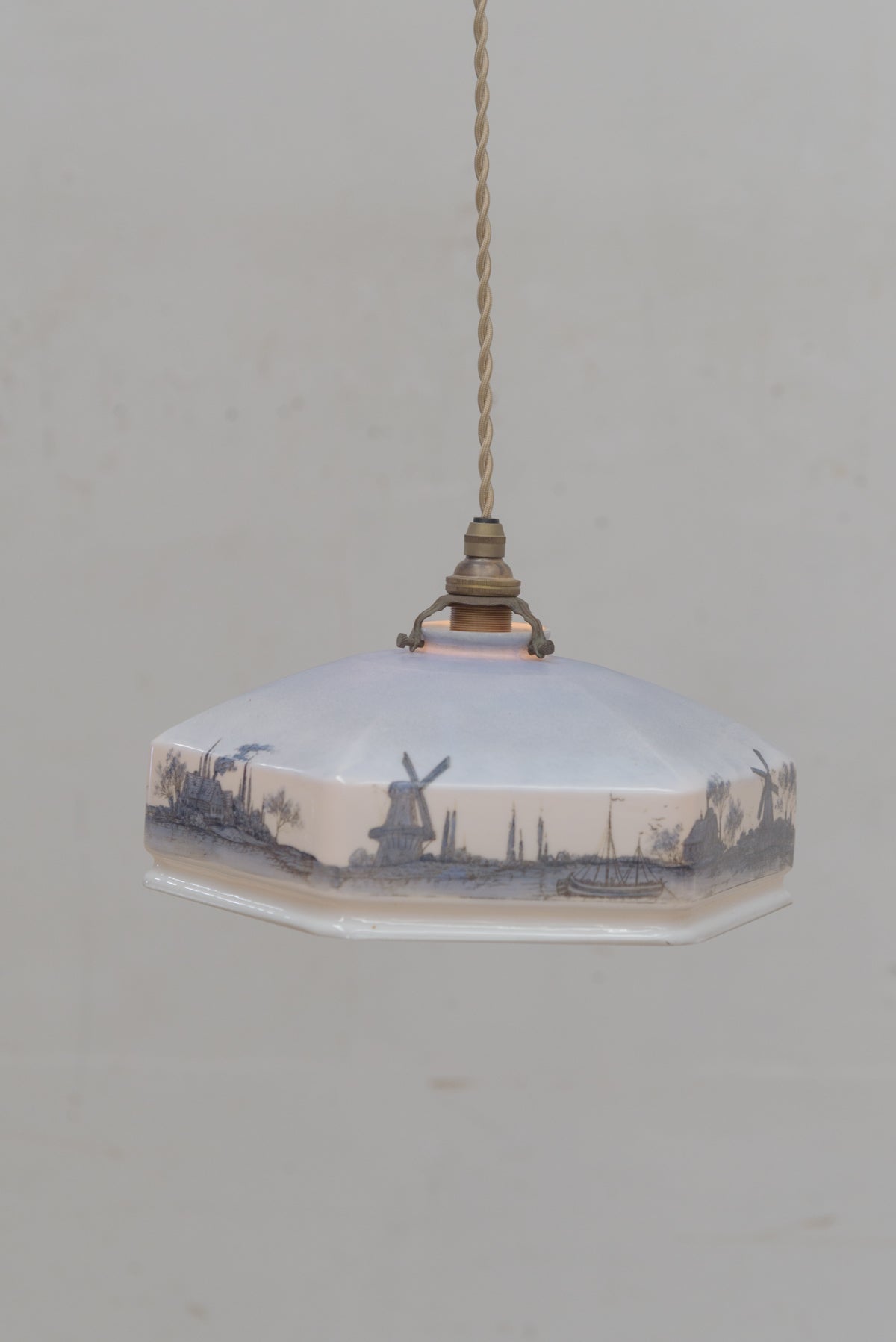 #9062 pendant lamp