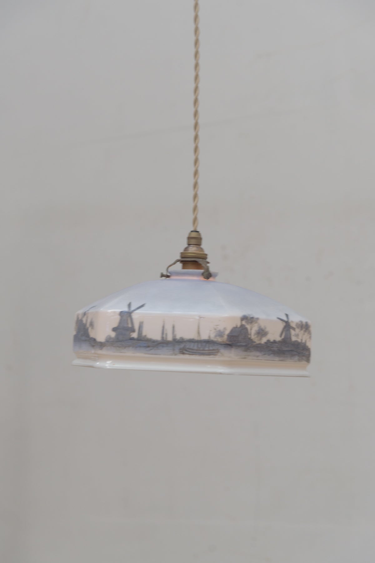 #9062 pendant lamp