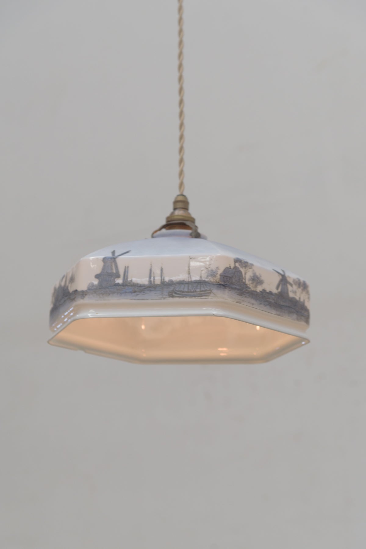 #9062 pendant lamp