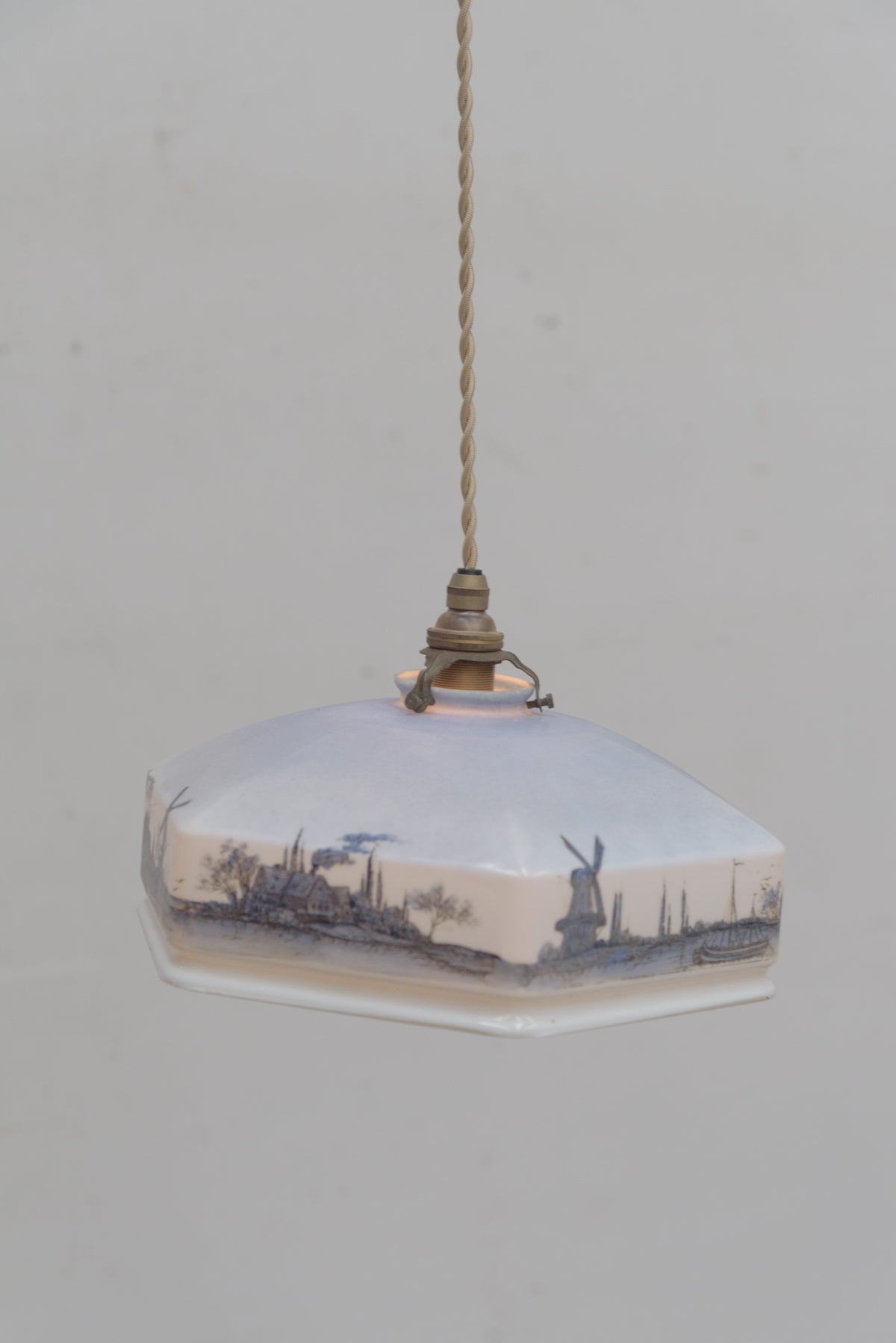 #9062 pendant lamp