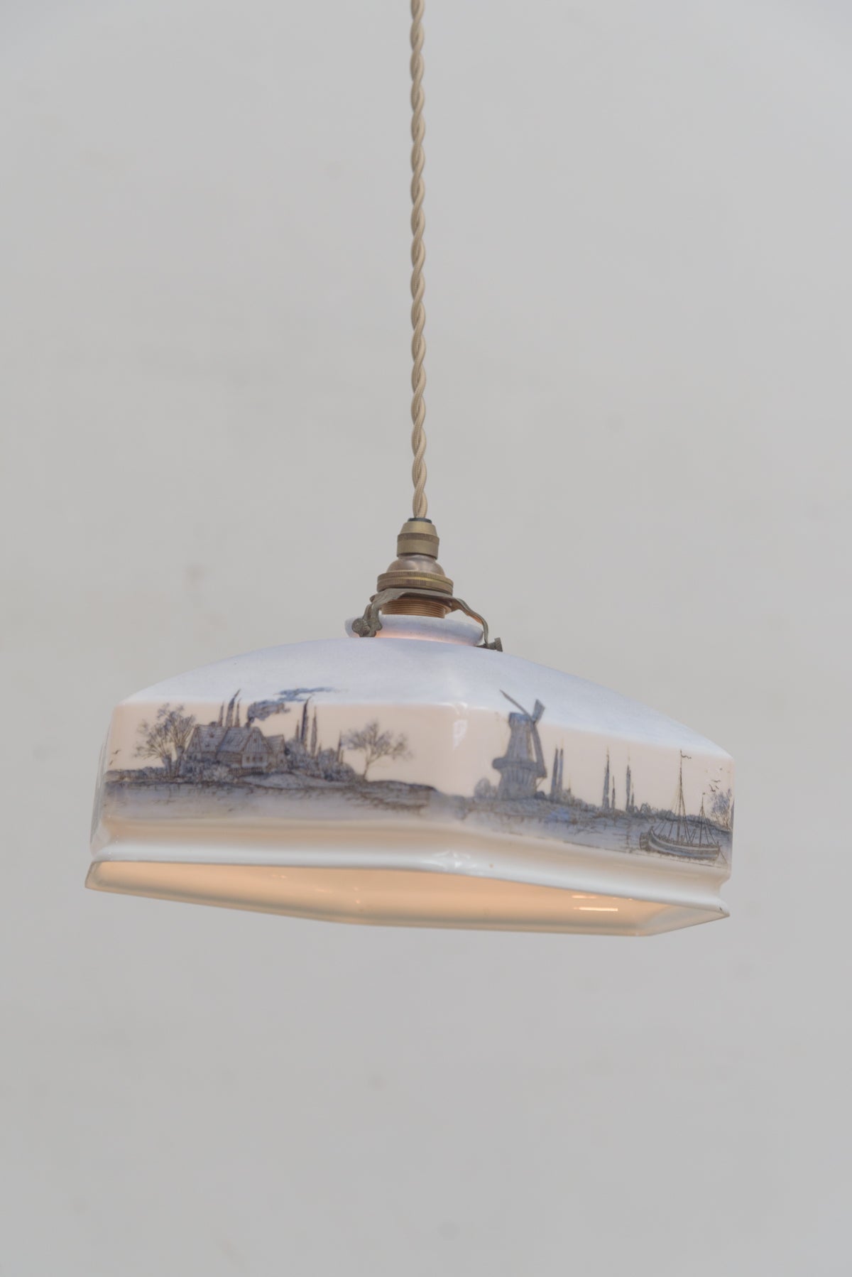 #9062 pendant lamp
