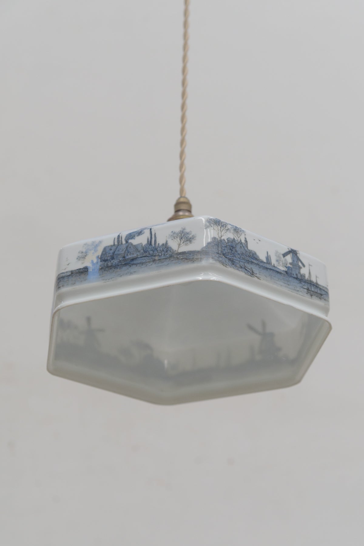 #9062 pendant lamp