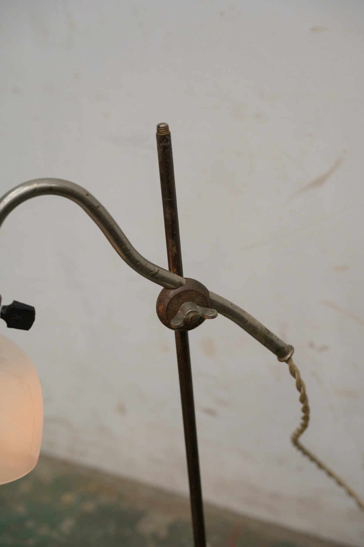 #0282 desk lamp