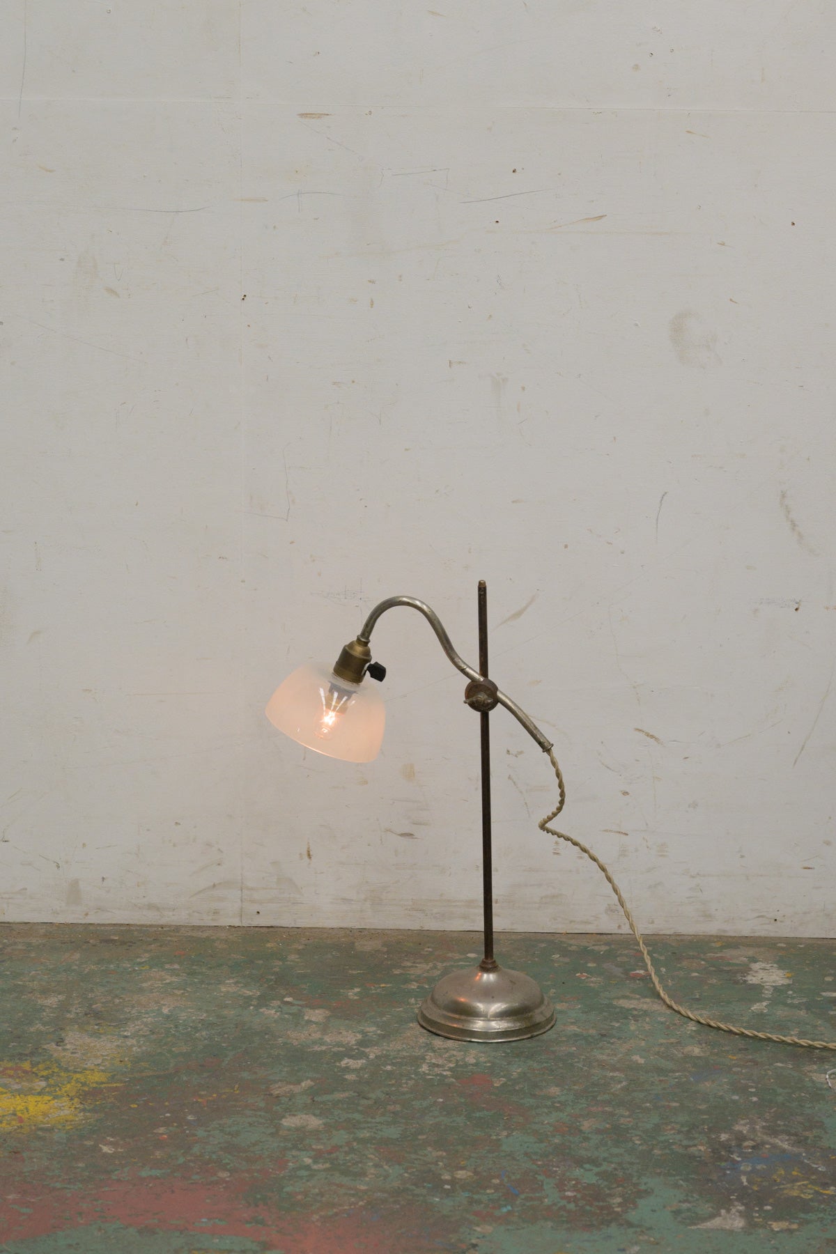 #0282 desk lamp