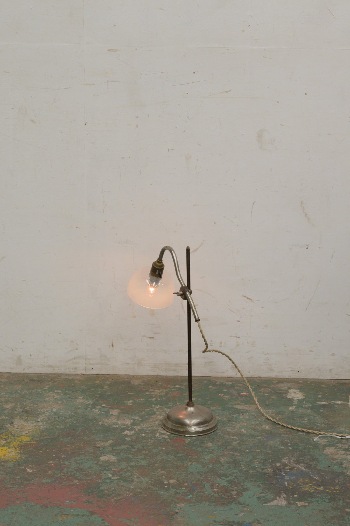 #0282 desk lamp