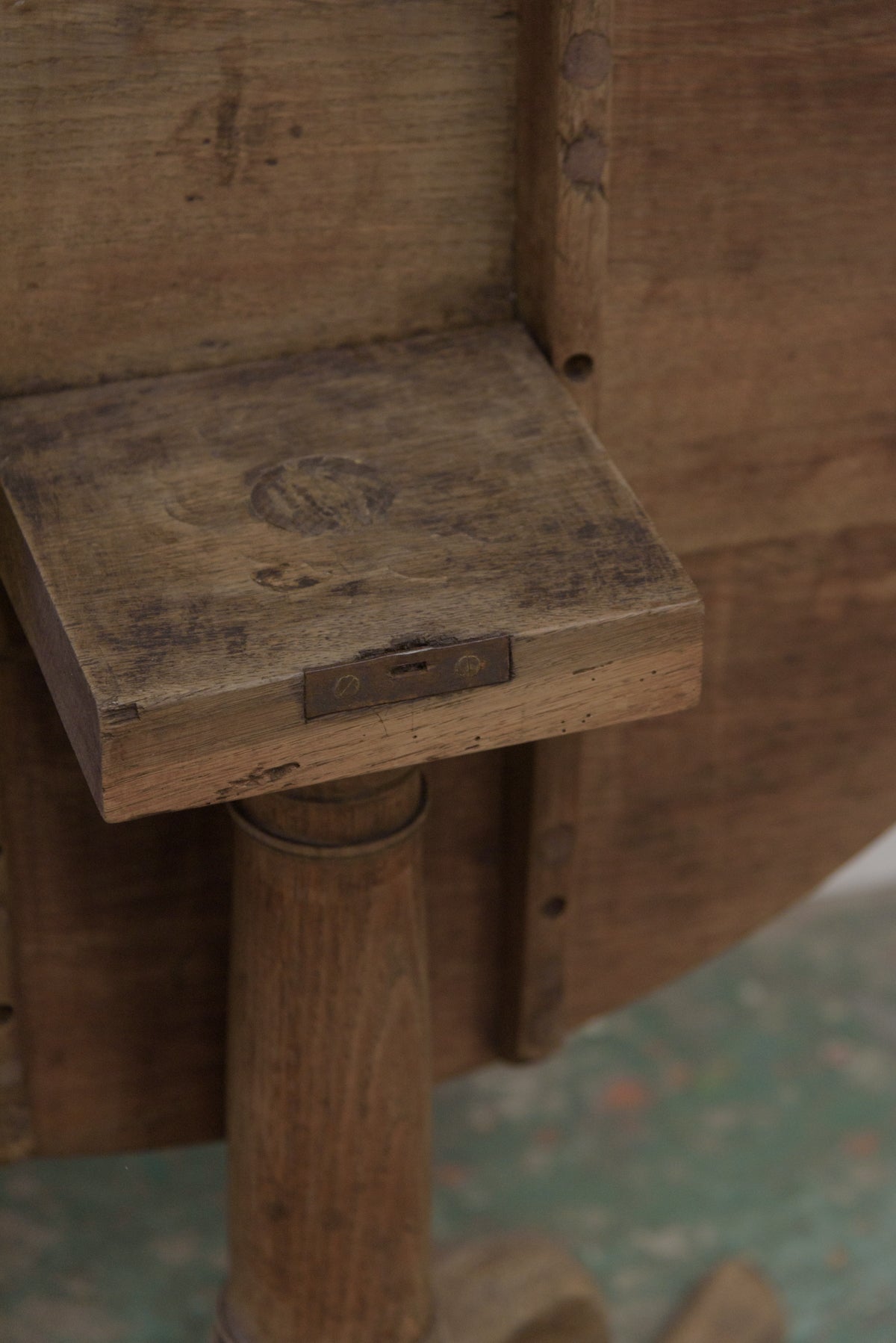 #9066 table