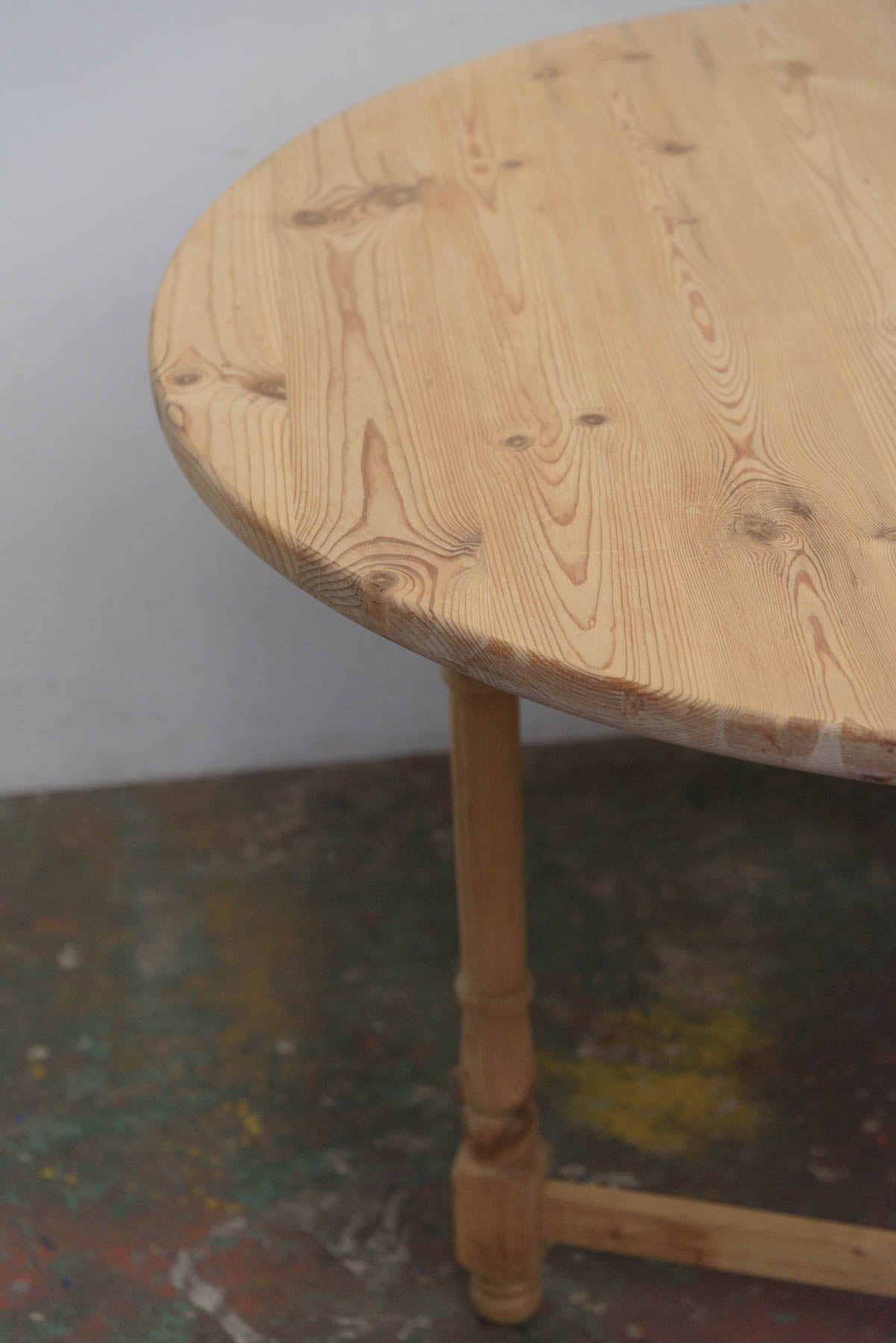 #9520 butterfly table