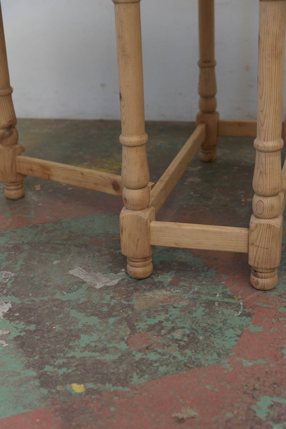 #9520 butterfly table