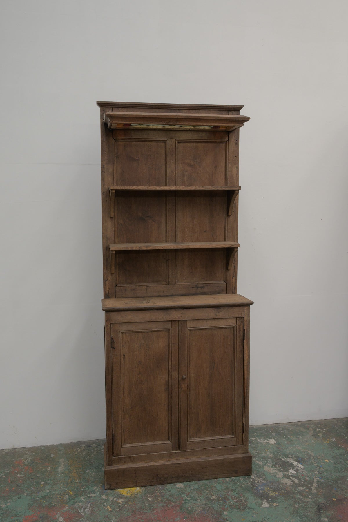 #0764 cabinet