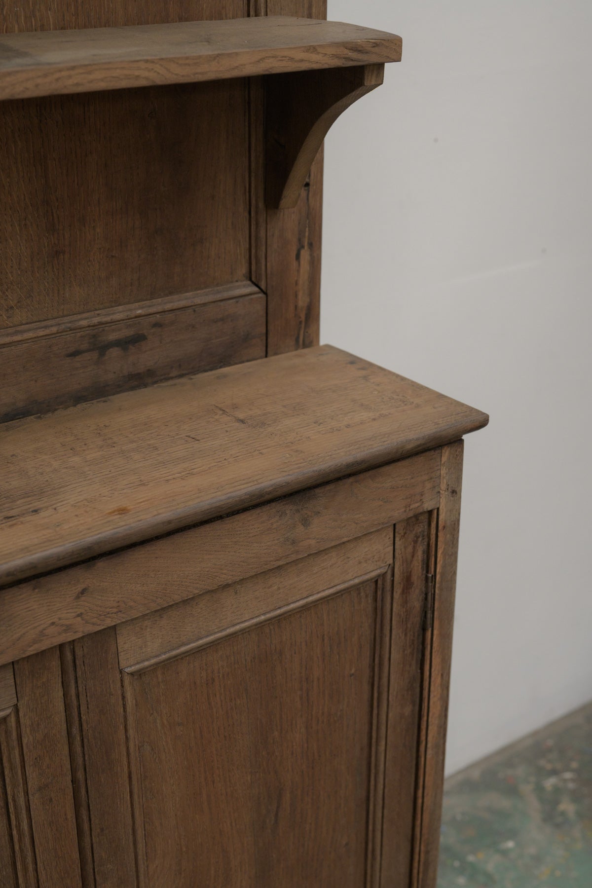 #0764 cabinet