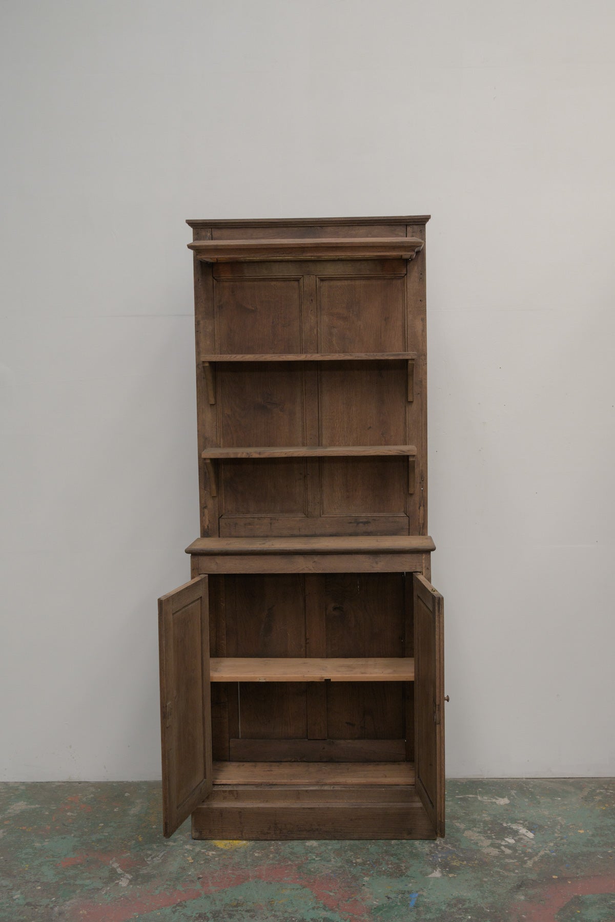 #0764 cabinet