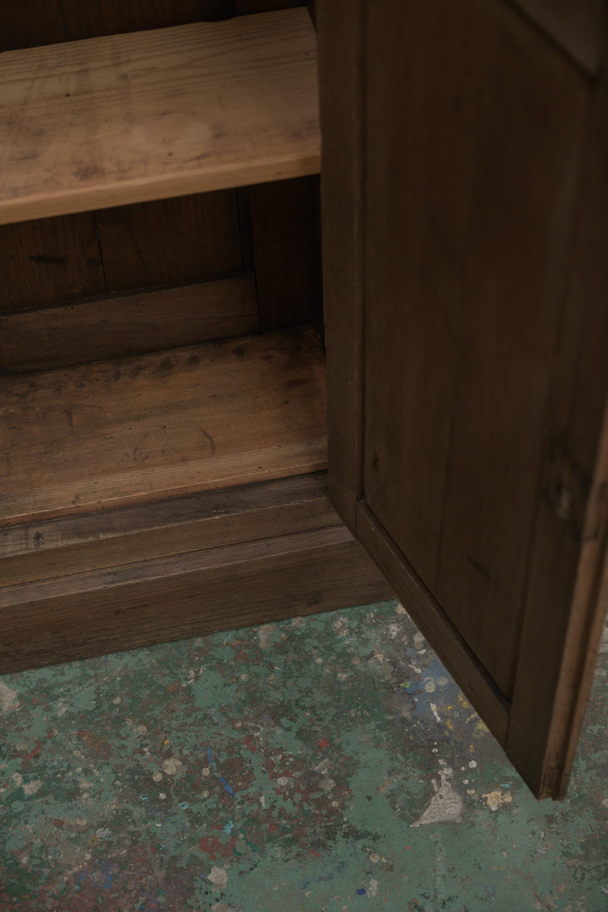 #0764 cabinet