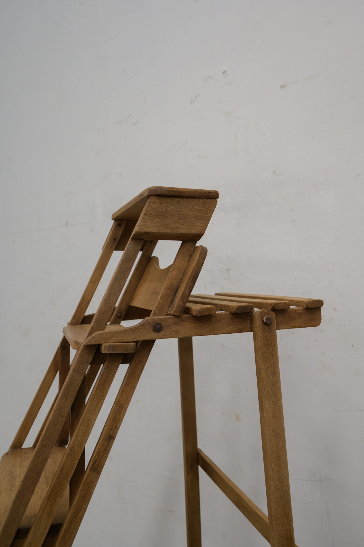 #0295 step ladder