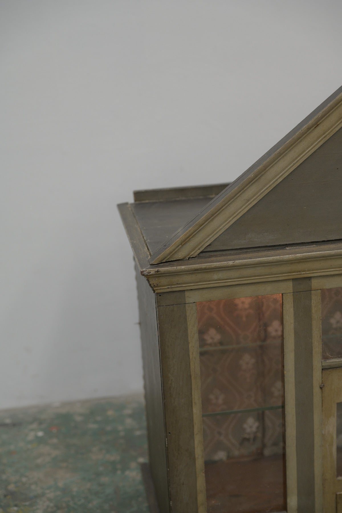 #0766 doll house