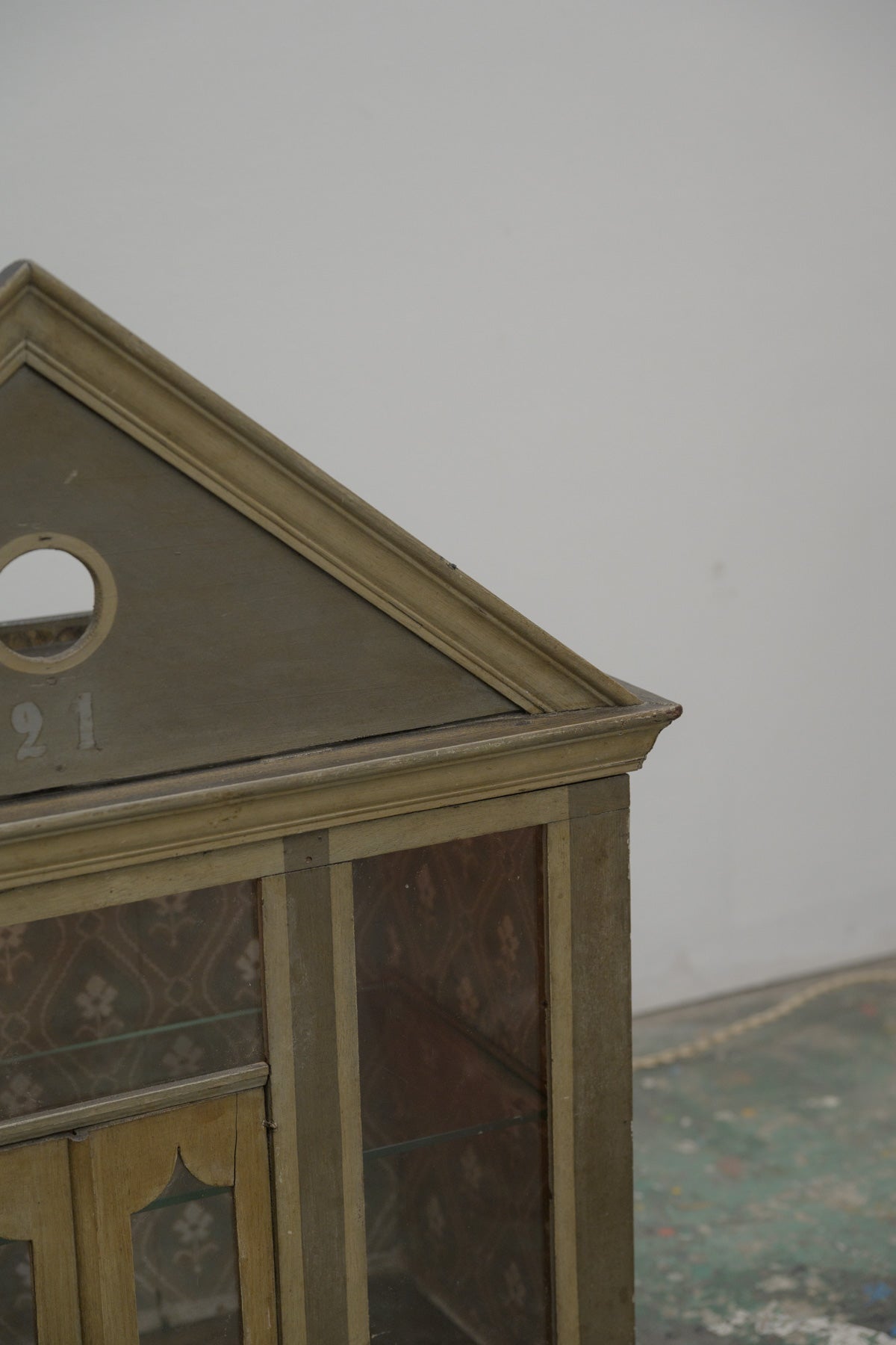 #0766 doll house