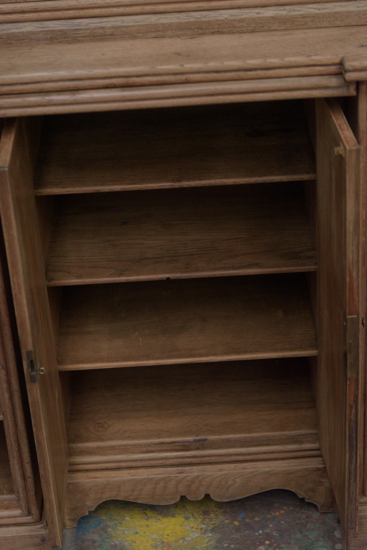 #8695 cabinet