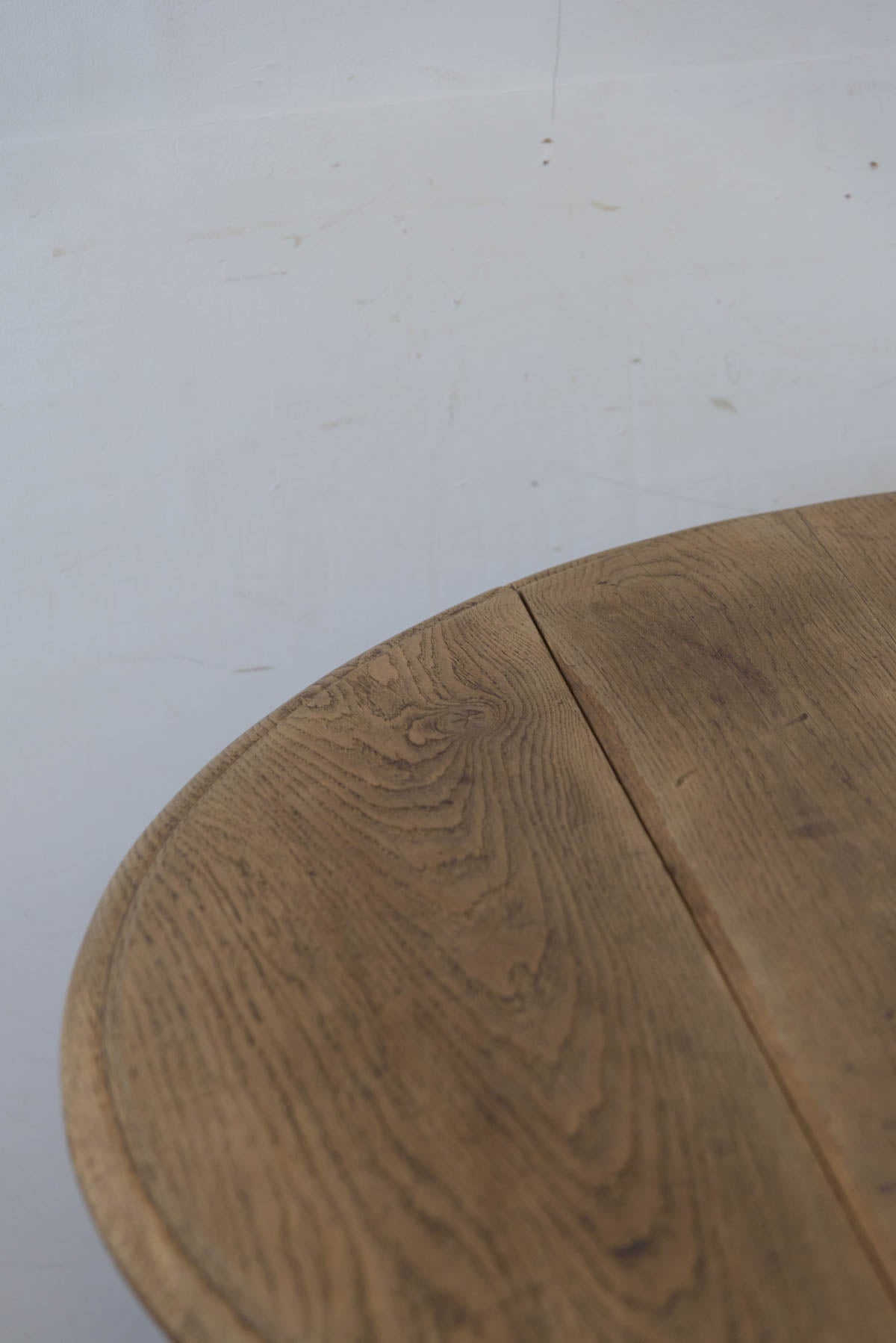 #9536 butterfly table