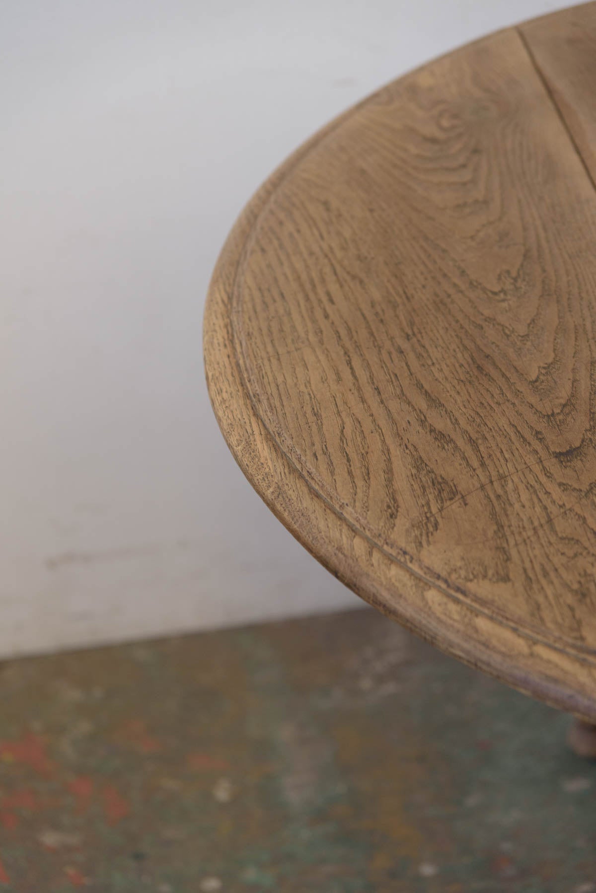 #9536 butterfly table