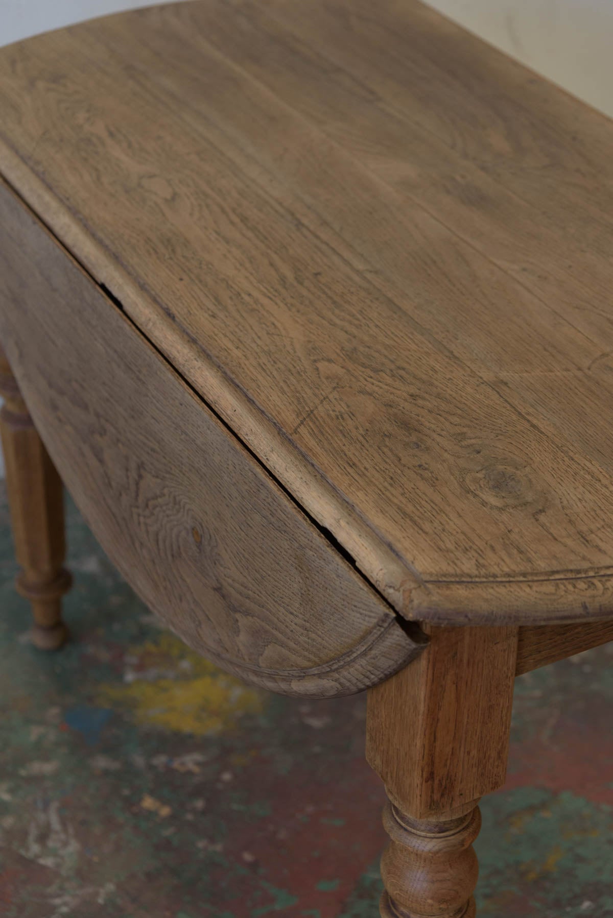 #9536 butterfly table