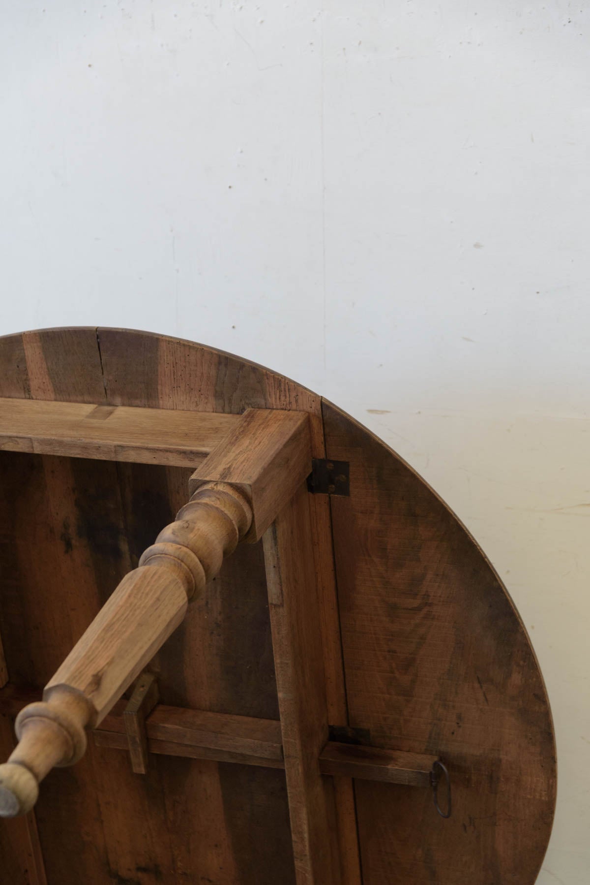 #9536 butterfly table