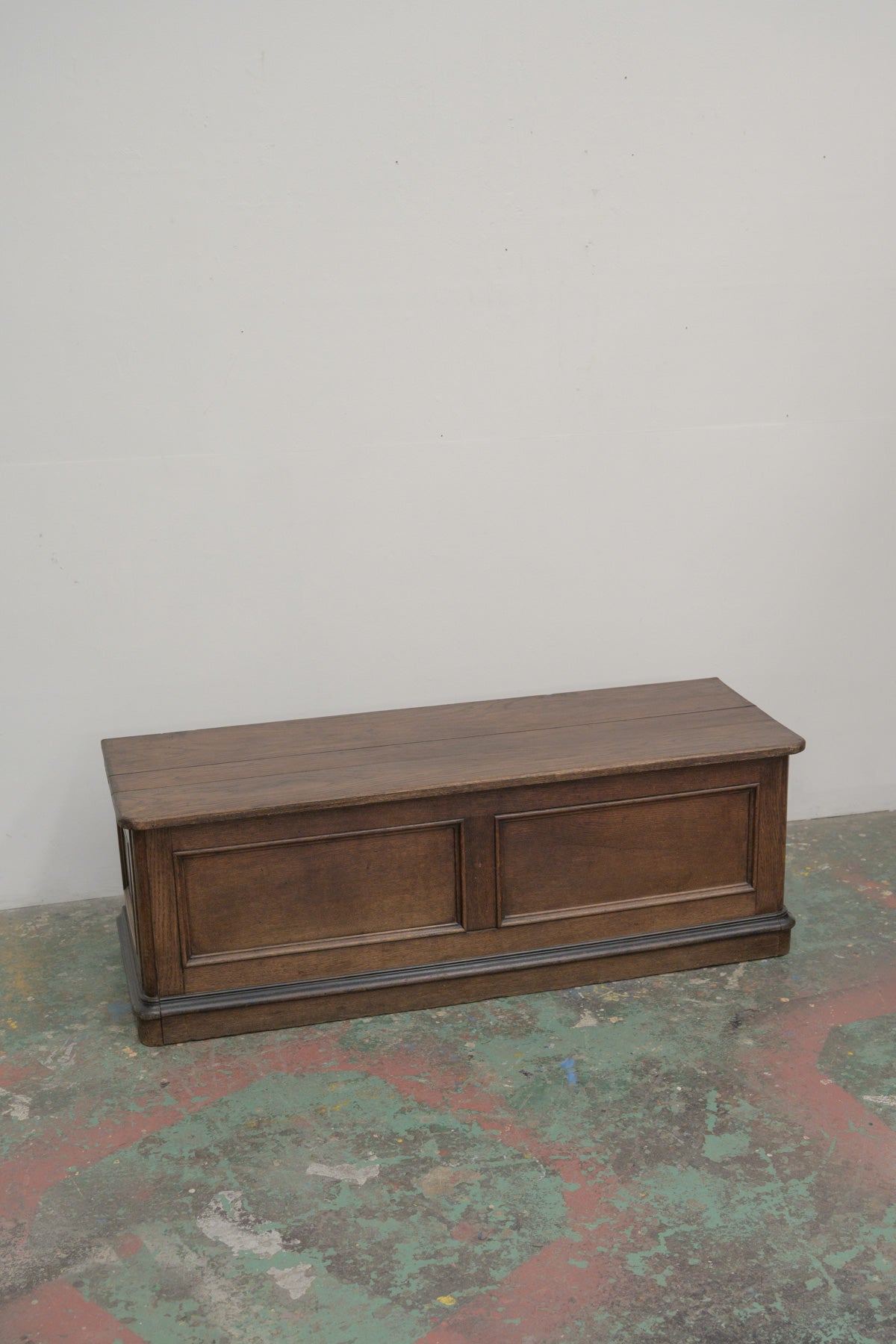 #0777 box bench