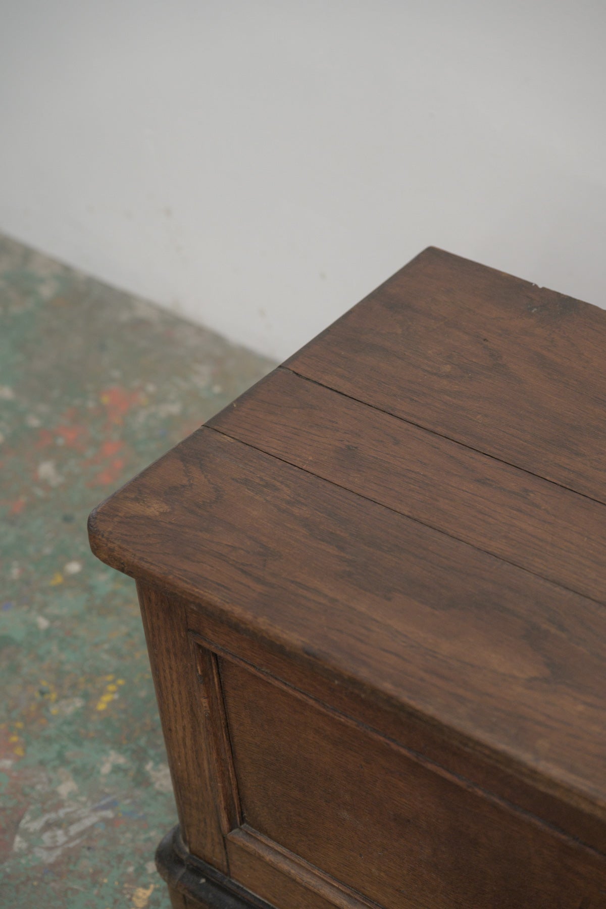 #0777 box bench