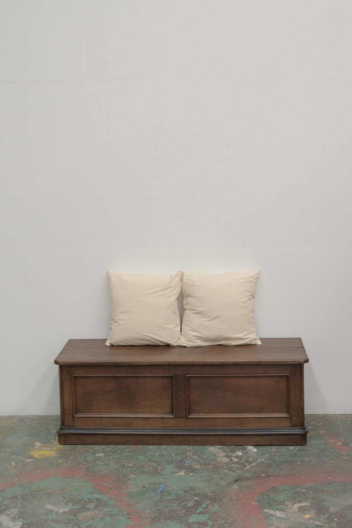 #0777 box bench