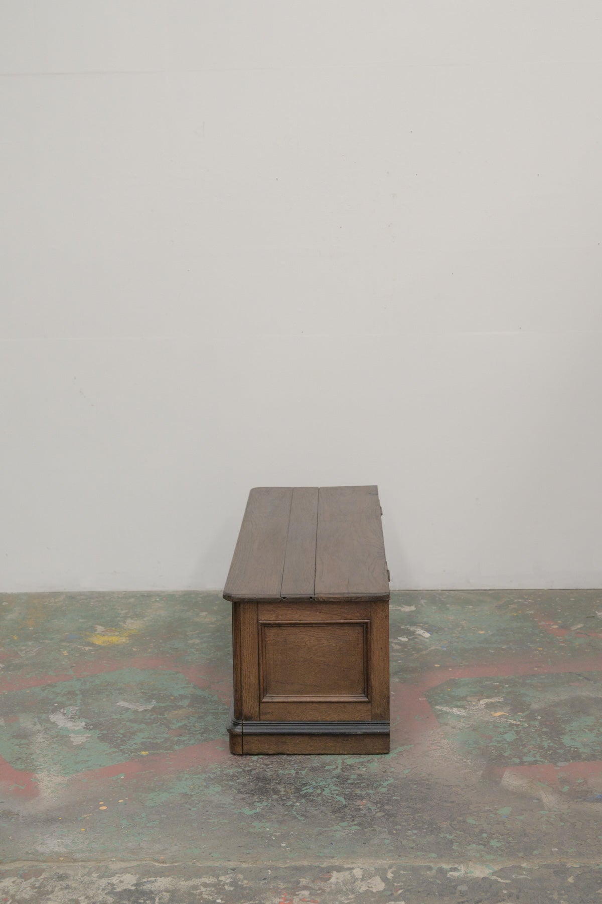 #0777 box bench