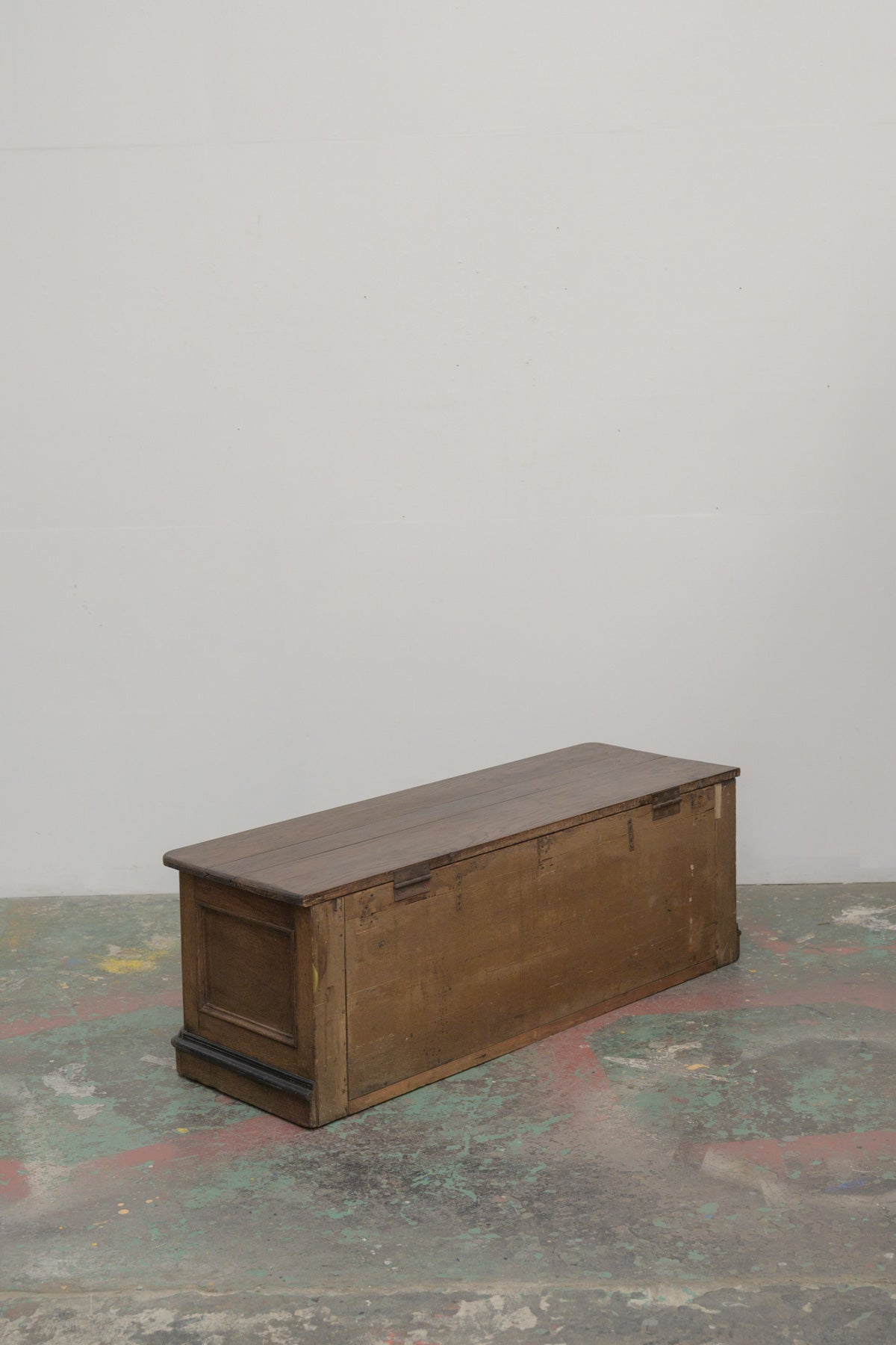 #0777 box bench