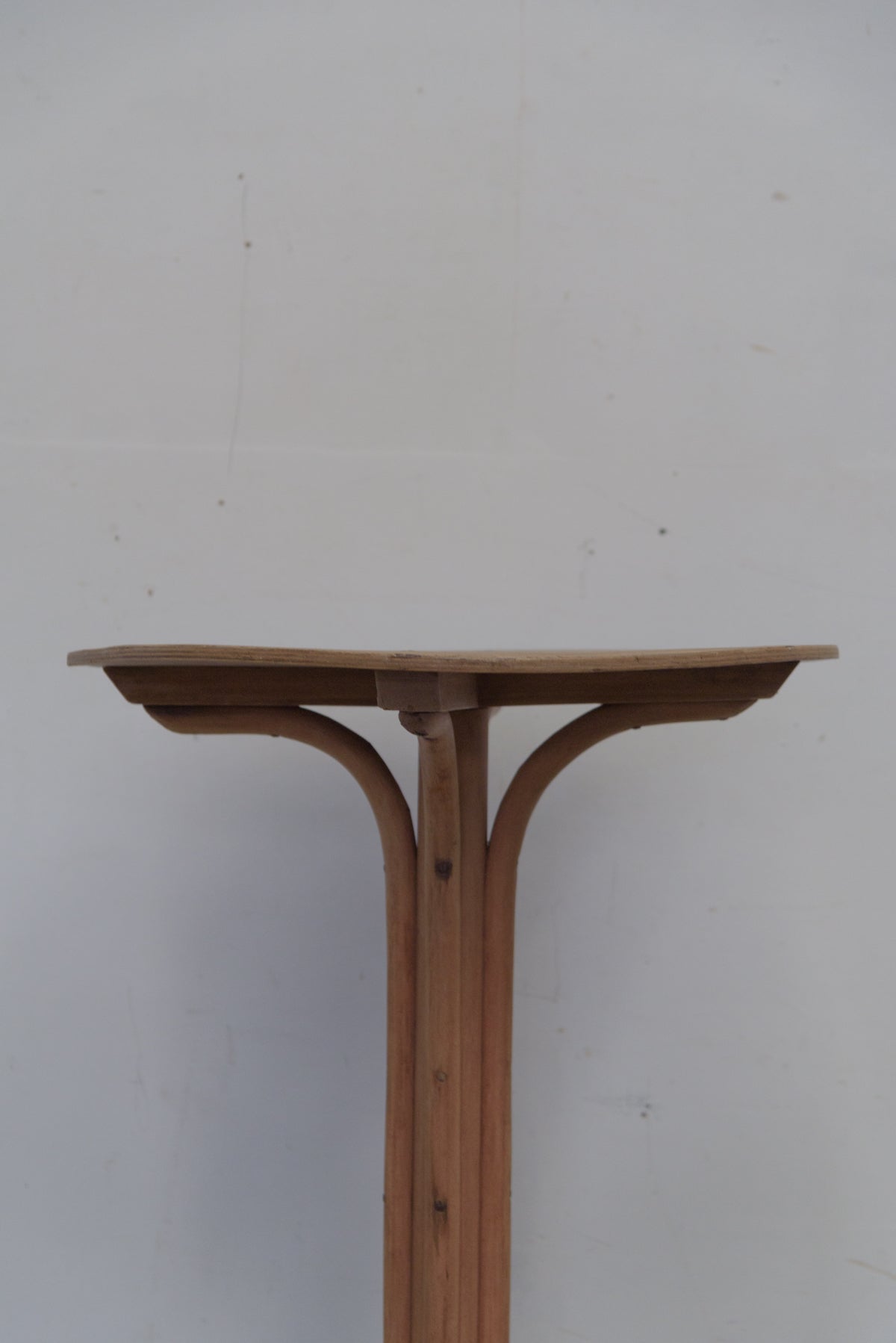 #8703 side table