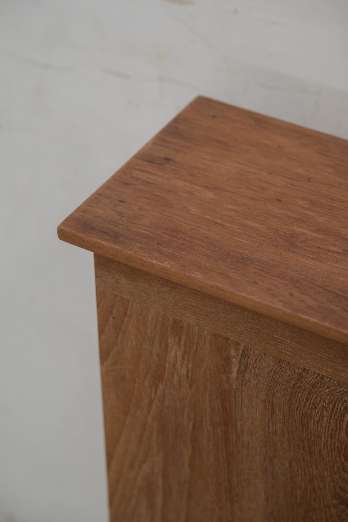 #0309 cabinet