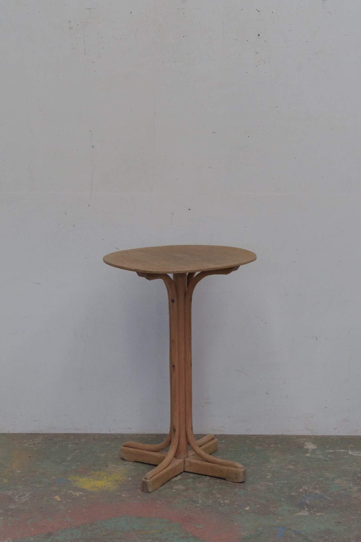 #8703 side table