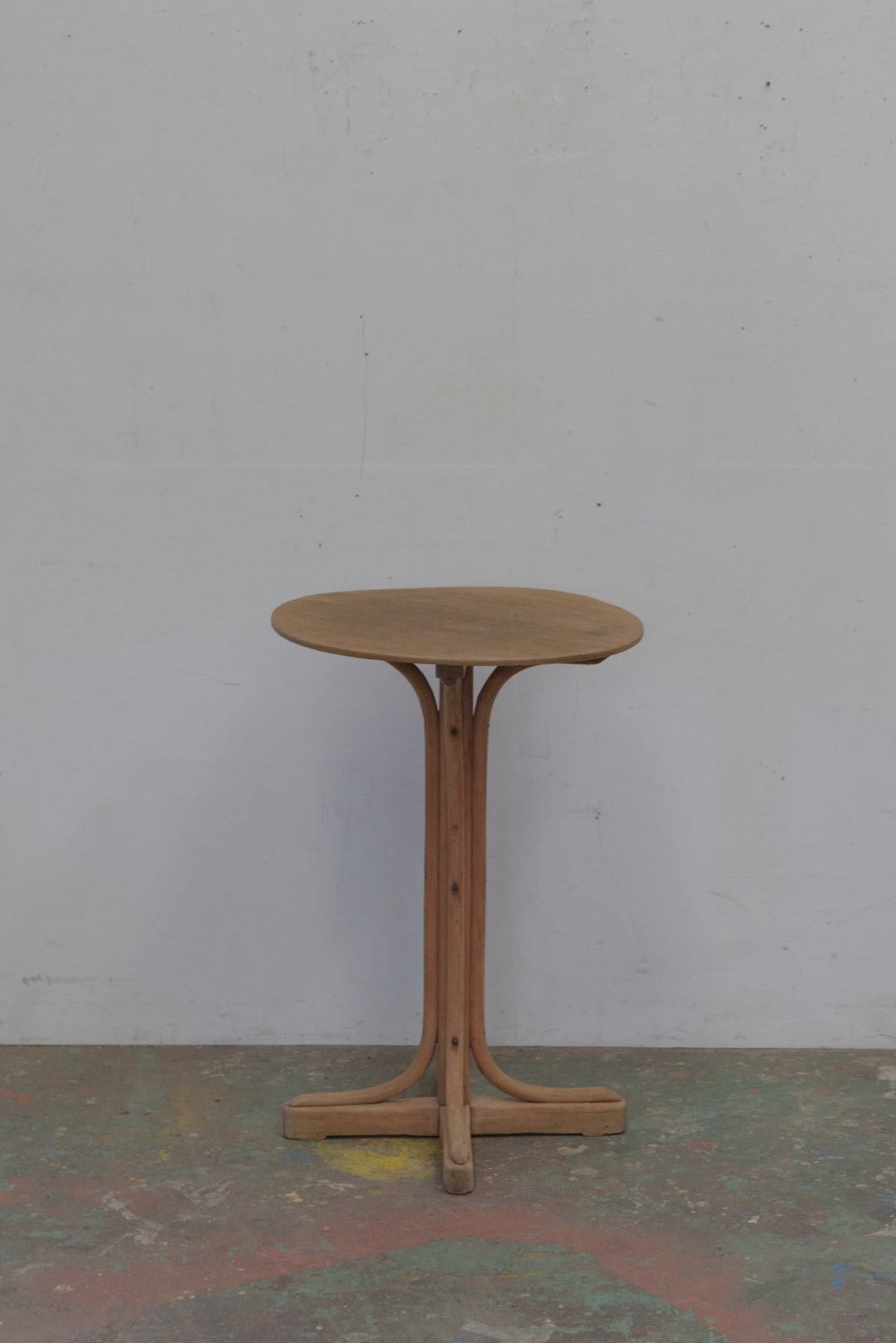 #8703 side table