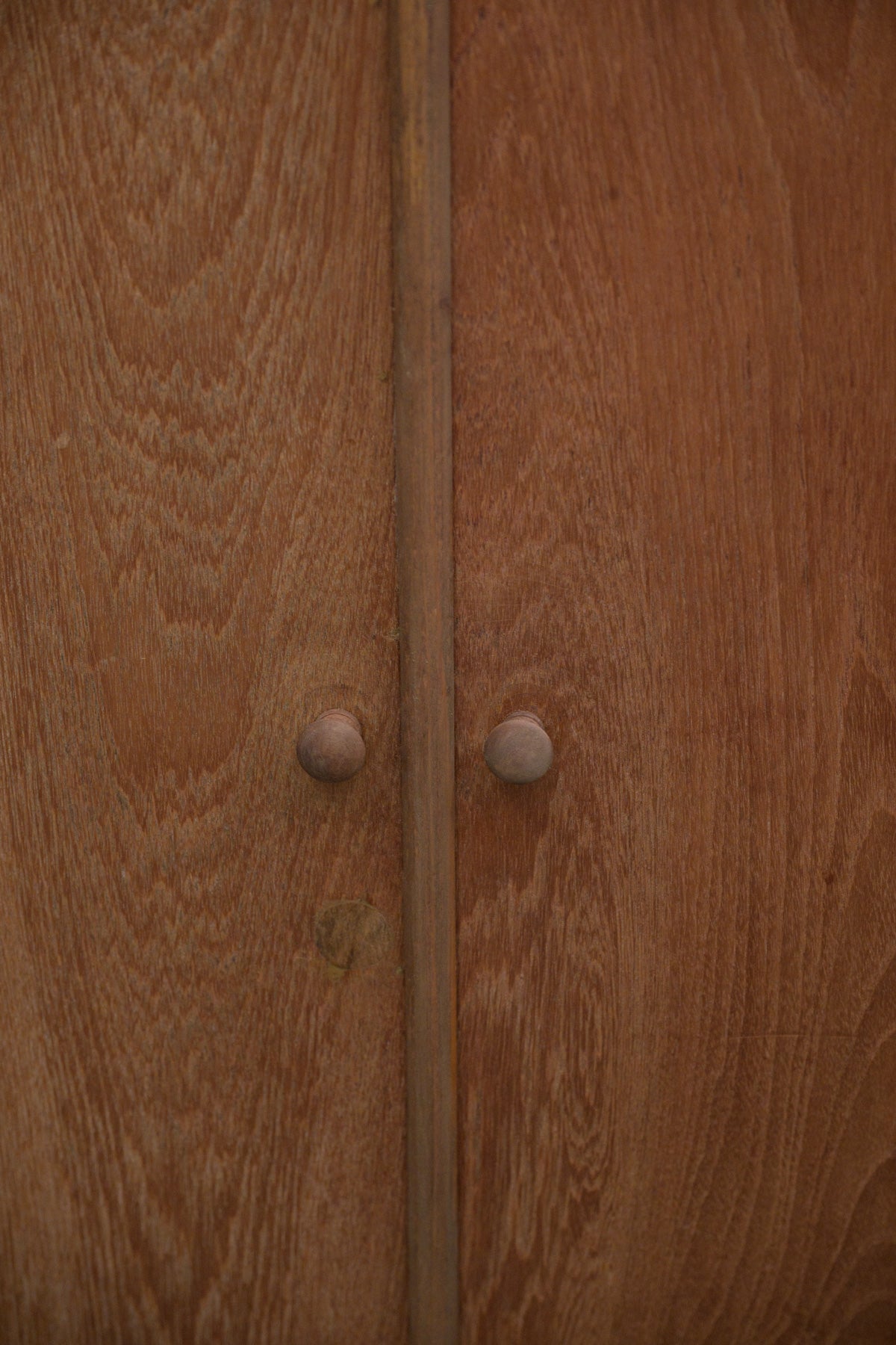 #0309 cabinet