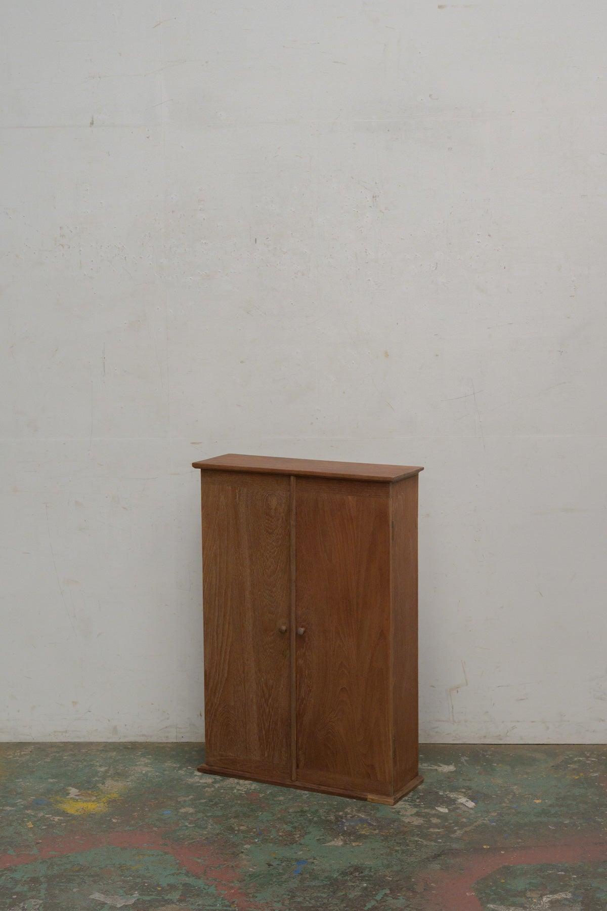 #0309 cabinet