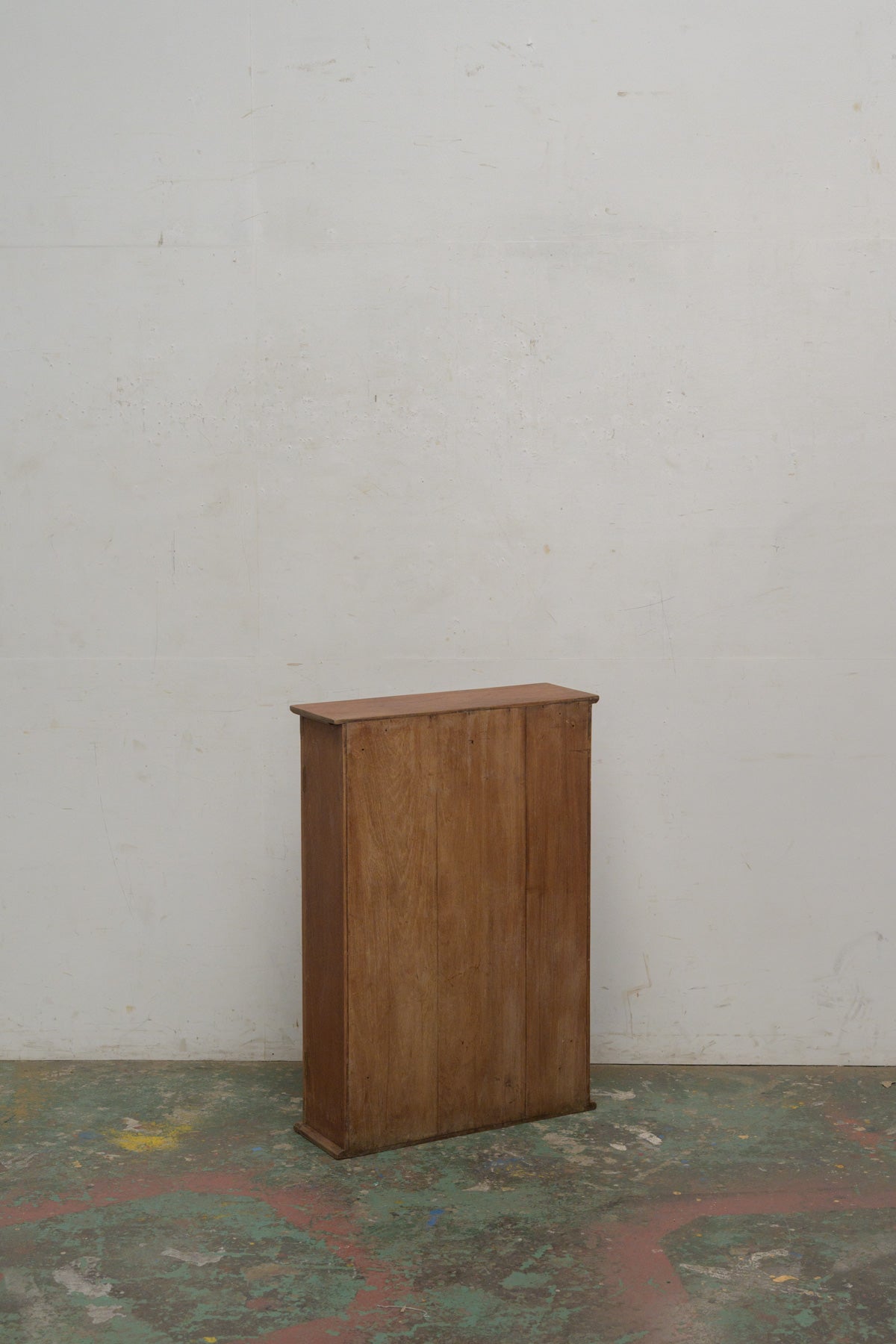 #0309 cabinet