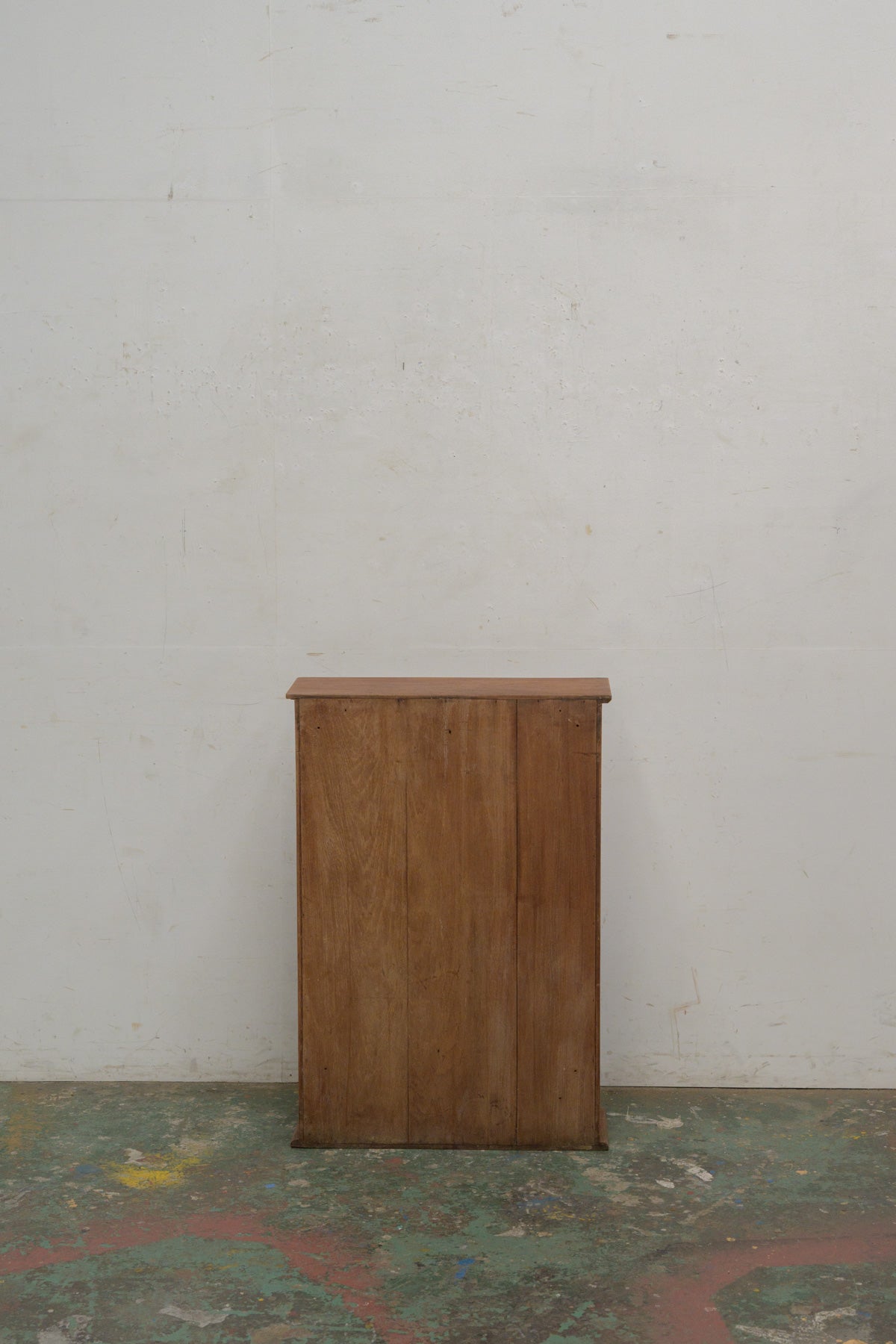 #0309 cabinet