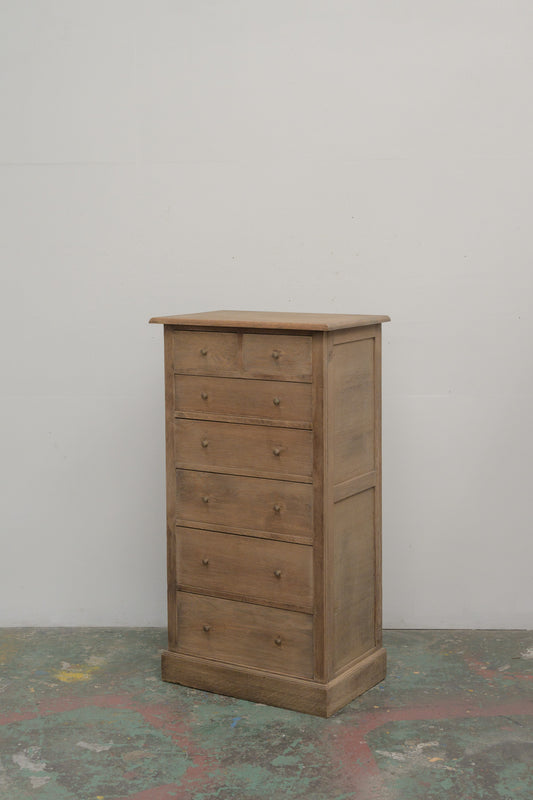 #0779 chest