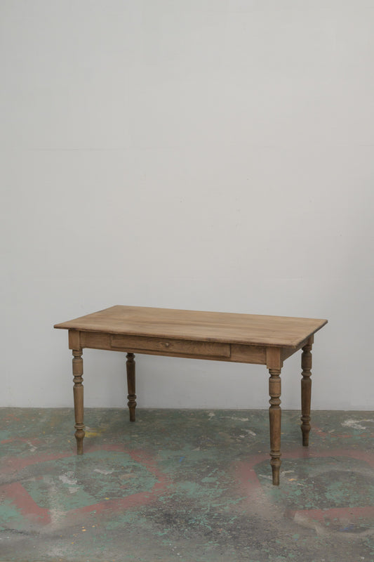 #0780 table