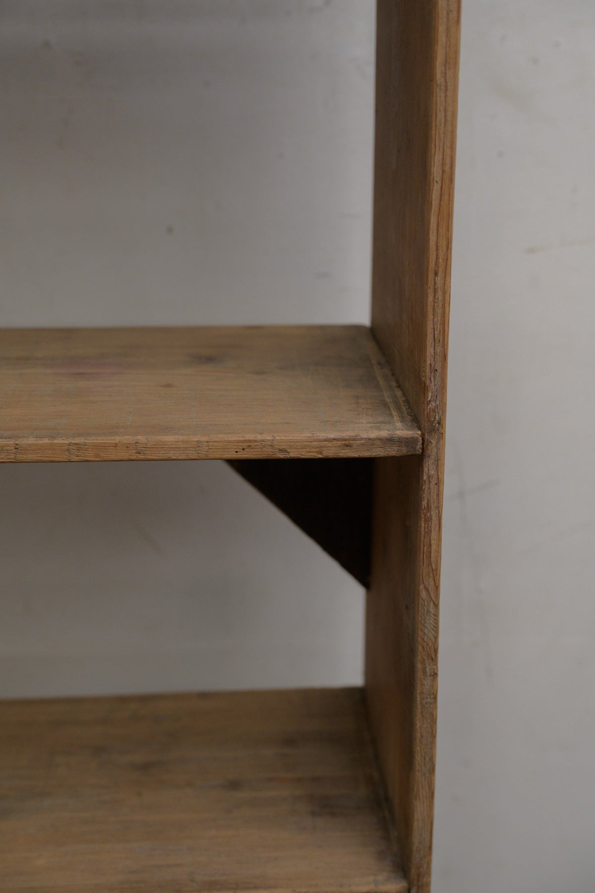 #0312 shelf